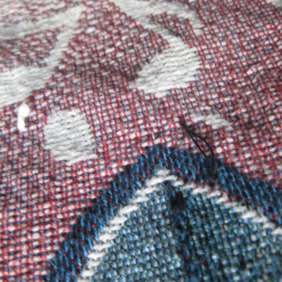 Share Disney World Park It's a Small World Woven Tapestry Lap Blanket 50x33" - Picture 7 of 12